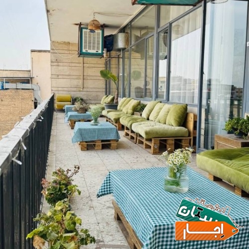 اجاره فضای کار اشتراکی در یک موسسه فرهنگی و هنری