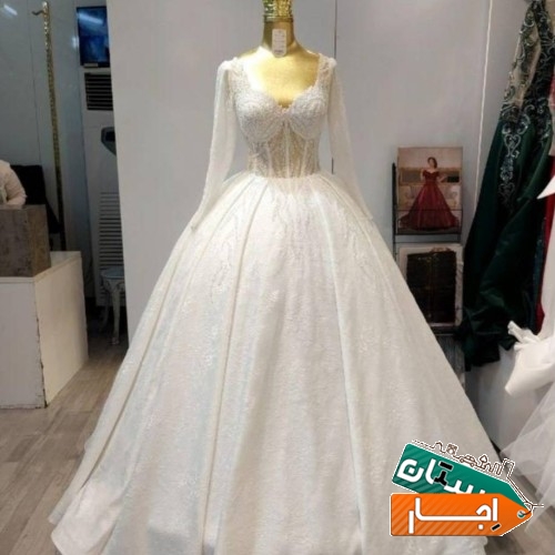 لباس عروس دست دوز سفارشی دنباله دار