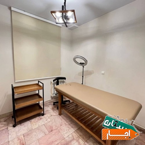 اجاره اتاق، اجاره میز ناخن