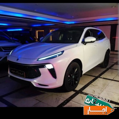 اجاره خودرو لاماری همراه با راننده