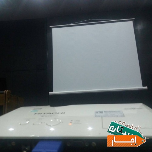 اجاره ویدیو پروژکتور همراه با اپراتور