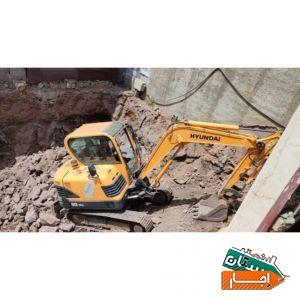 خاکبرداری توسط بابکت