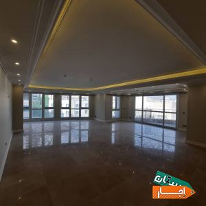 311 متر نیاوران کلید نخورده