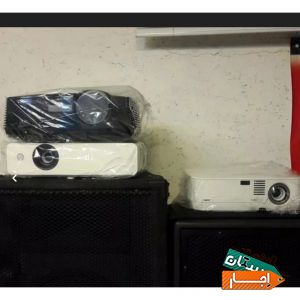 اجاره باندفلش خور شارژی ویدئو پرژکتور رقص نور بخار