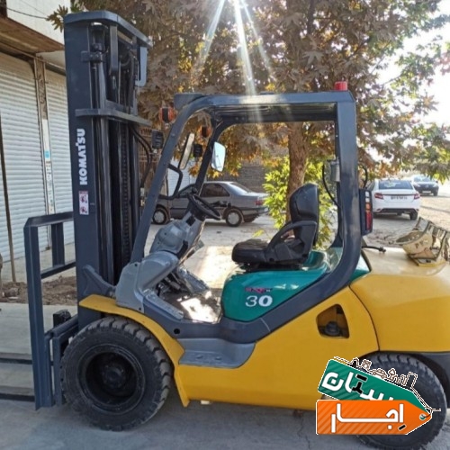 اجاره لیفتراک سه تن کوماتسو مدل 98
