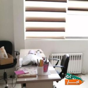 اجاره صندلی ومیز جهت کار ناخن وبقیه موارد با بهترین قیمت