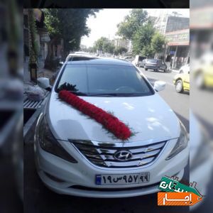 اجاره ماشین عروس سوناتا با گل ودسته گل