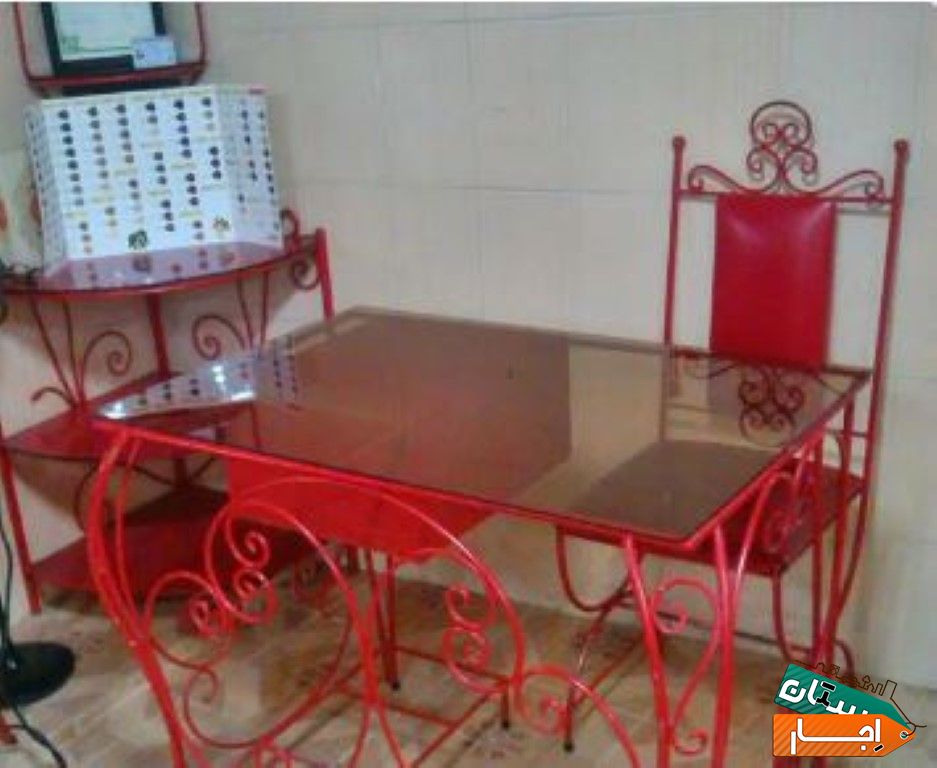 اجاره میز به ناخنکار باتجربه با ارزانترین قیمت در رشت