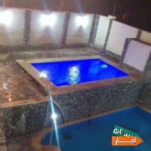 اجاره ویلای سه طبقه با دو استخر خانواده ها