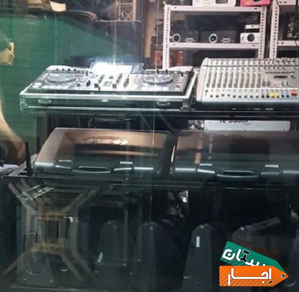 اجاره باند میکروفون رقص نور میز رنگی