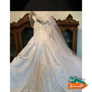 اجاره لباس عروس شیک با پارچه ترک