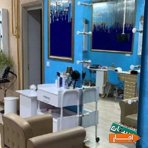 اجاره صندلی ومیز ناخن با بهترین شرایط