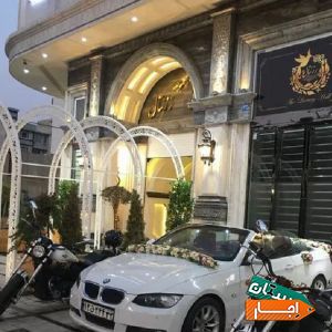 اجاره ماشین عروس با گل ارایی هدیه