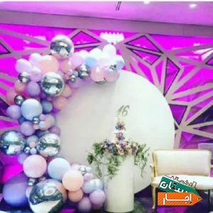 اجاره خدمات بادکنک آرایی،افتتاحیه،اجاره میز بکگراند حلقه عددتم