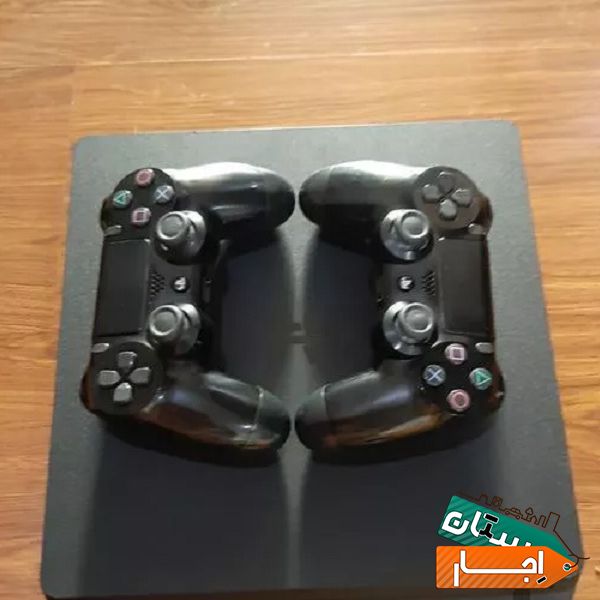 اجاره ps4 با بازی های روز دنیا دو دسته