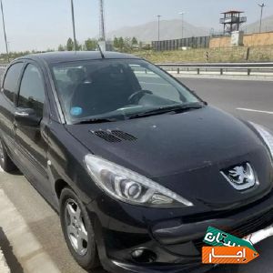 اجاره پژو اتومات روزانه هفتگی با بهترین قیمت