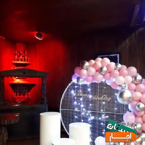 اجاره خدمات گل ارایی و بادکنک ارایی و اجاره بک و میز و استند