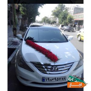 اجاره ماشین عروس سوناتا با گل ودسته گل